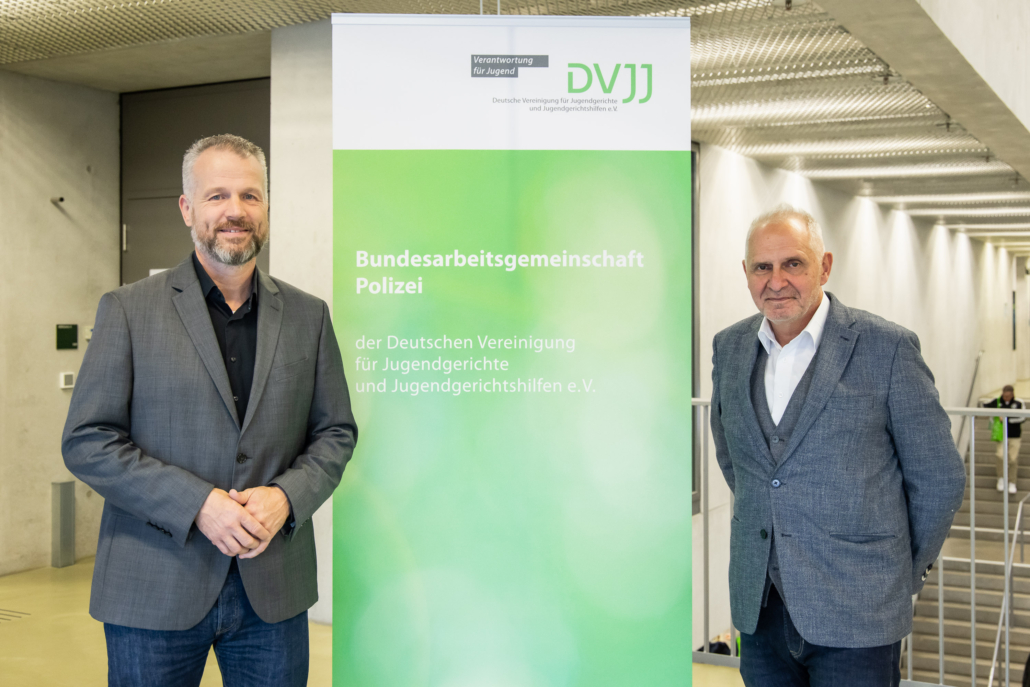24.09.2026, 33. Deutscher Jugendgerichtstag, Universität Kassel.